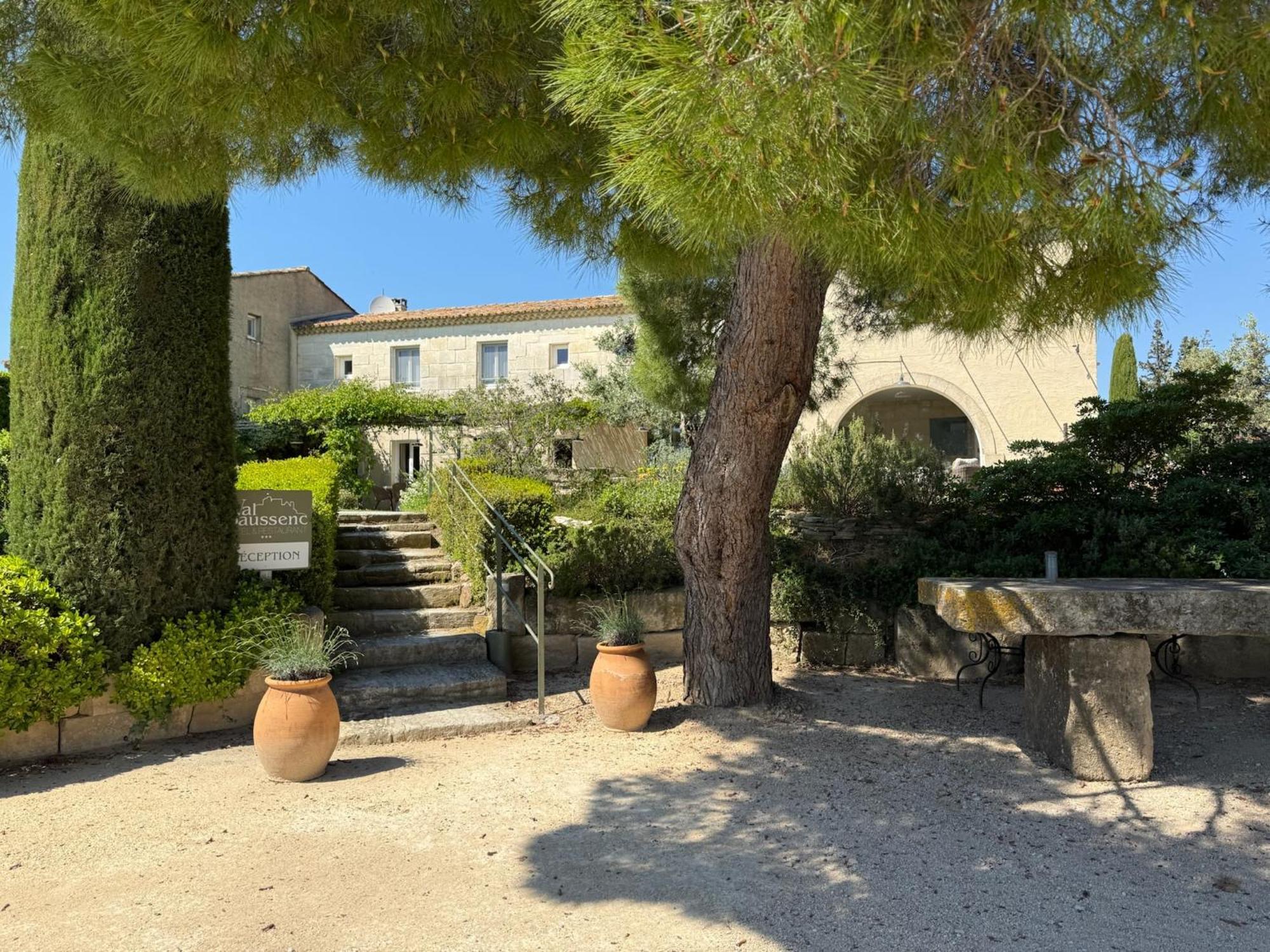 Val Baussenc, The Originals Relais Hotel Maussane-les-Alpilles Exterior foto