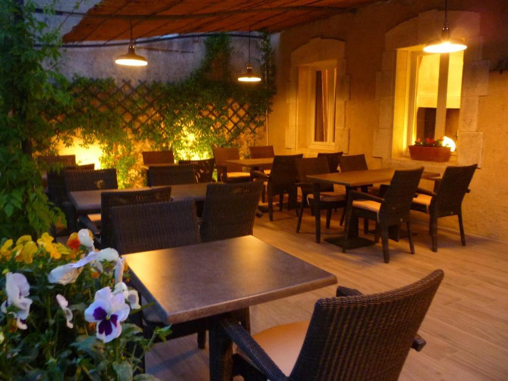 Val Baussenc, The Originals Relais Hotel Maussane-les-Alpilles Exterior foto